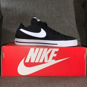 Nike Women’s Court Legacy Shoes